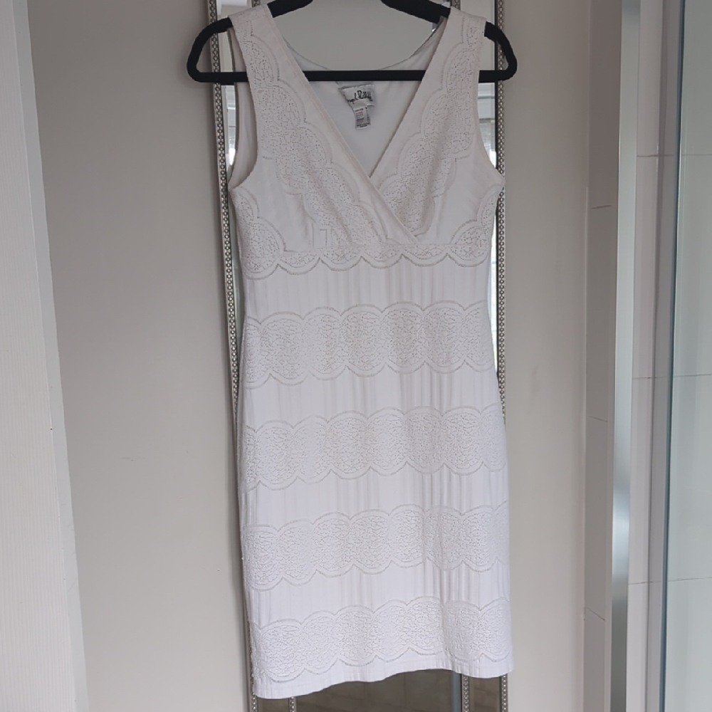 Elegant White Lace Dress